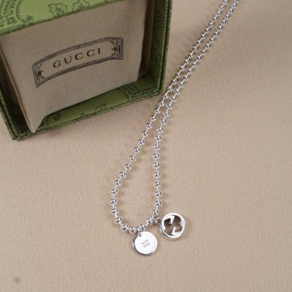 [Argent sterling 925 intégral] Collier à boucle médaille double g entrelacée Gucci (23D1)