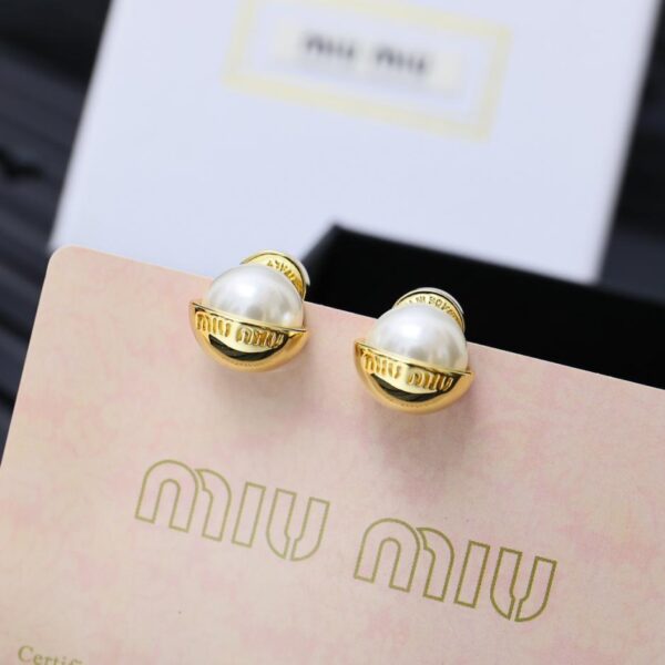 Miumiu nouvelles boucles d'oreilles perles (2F46)