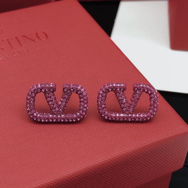 Valentino boucles d'oreilles diamant en forme de V violet rouge (B2B7)