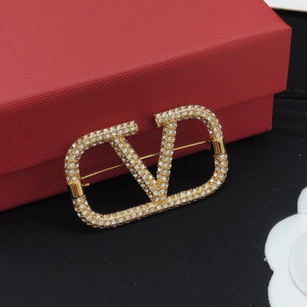 Broche Valentino en forme de V avec diamants (EA5C)