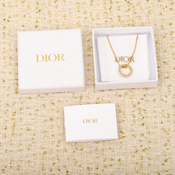 Collier diamant carré monogramme Dior