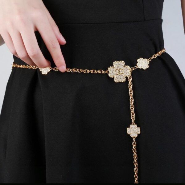 Chanel nouvelle plaque de taille d'occasion (34B7)