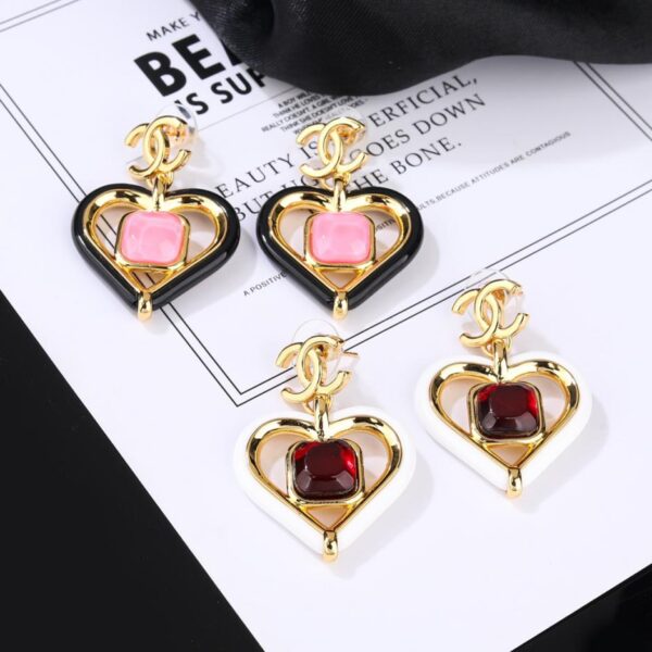 Boucles d'oreilles Chanel neuves (4108)