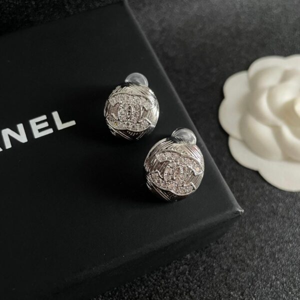Boucles d'oreilles Chanel d'occasion (FDF5)