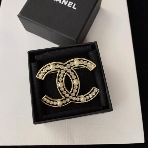 Broche Chanel(1BC7)