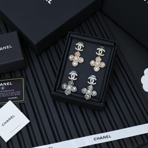 Boucles d'oreilles double c trèfle à quatre feuilles rose Chanel (DF89)