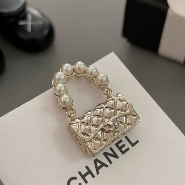 Broche de sac Chanel (BCA3)