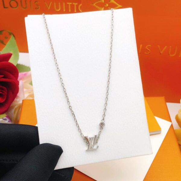 Louuis Vuitton dernier mini collier brillant (AFF3)