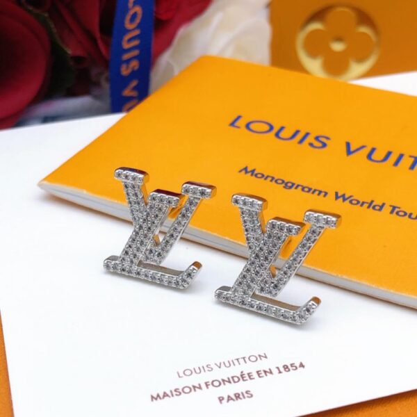 Louuis Vuitton dernières boucles d'oreilles lettre avec diamants (A6A1)
