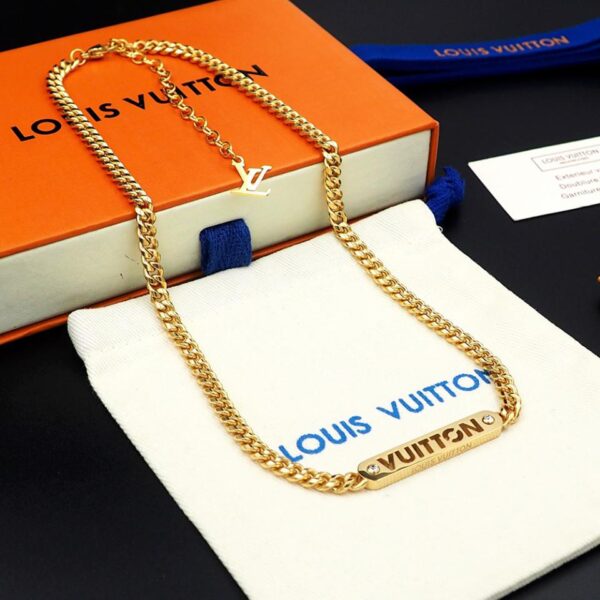 Le nouveau collier LV ID de Louis Vuitton (A8EA)