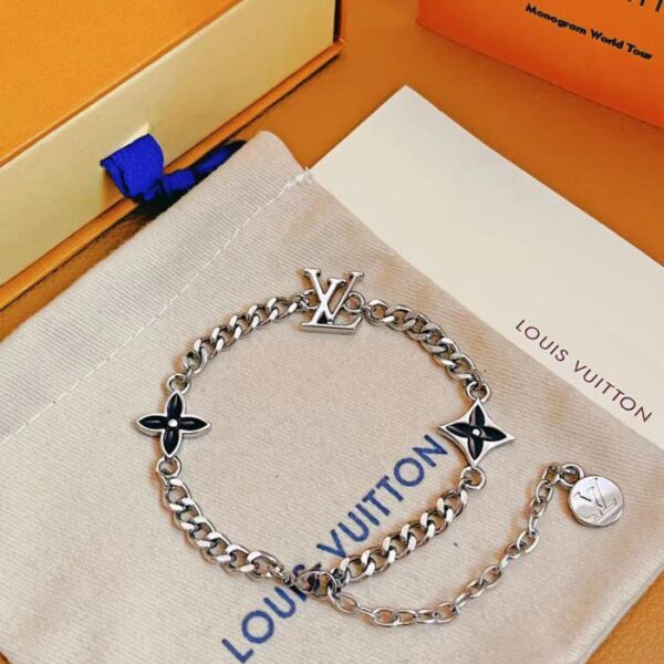 Bracelet à pointes Louuis Vuitton (A9D1)