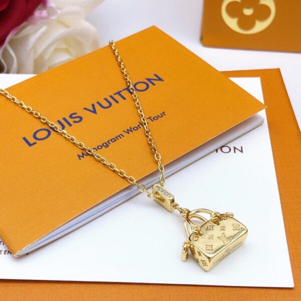 Dernier collier de sac Louuis Vuitton (867D)