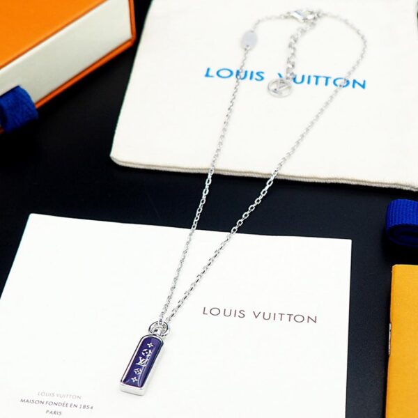 Collier petite étiquette Louis Vuitton (36B4)