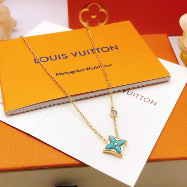 Louuis Vuitton dernier collier bleu presbytie (1430)