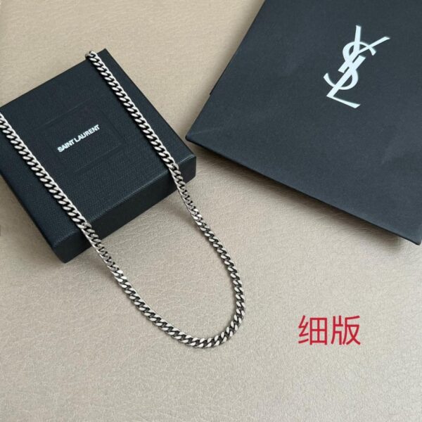 Collier fait main Yves Saint Laurent (2RLQZ)