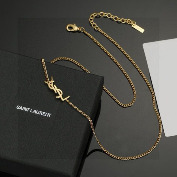 Collier Yves Saint Laurent (PV5I9)
