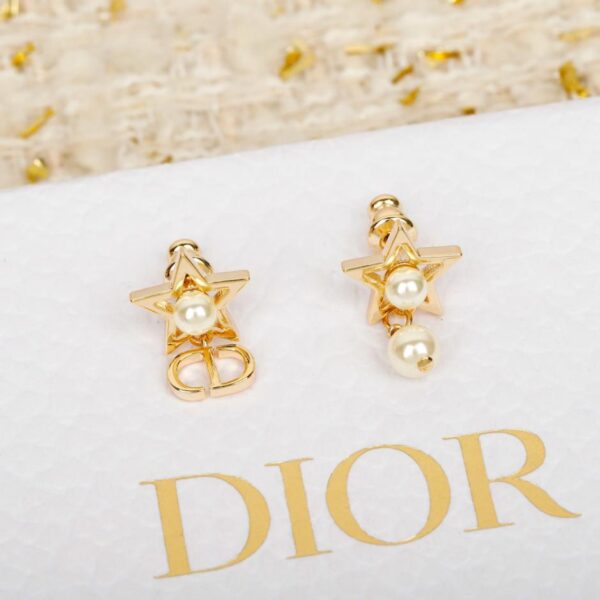 Boucles d'oreilles Dior en perles et étoile à cinq branches (ZW6Y0)