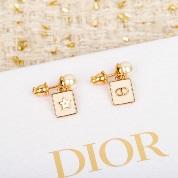 Boucles d'oreilles Dior Square CD en perles et étoile à cinq branches (Q5Z4C)