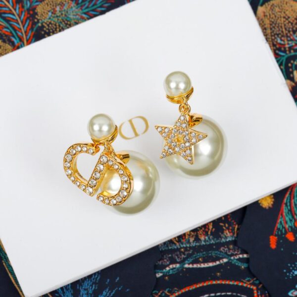 Boucles d'oreilles Dior Pearl Letter (3SN5E)