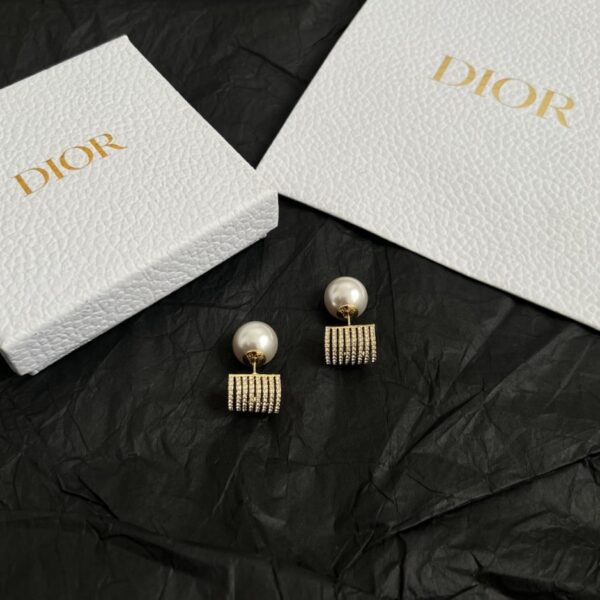 Boucles d'oreilles Dior (AIYJZ)