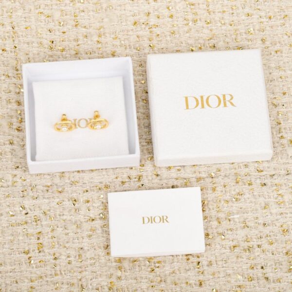 Boutique / Boucles d'oreilles Dior CD Pearl en laiton et perles Swarovski (8TMMC).