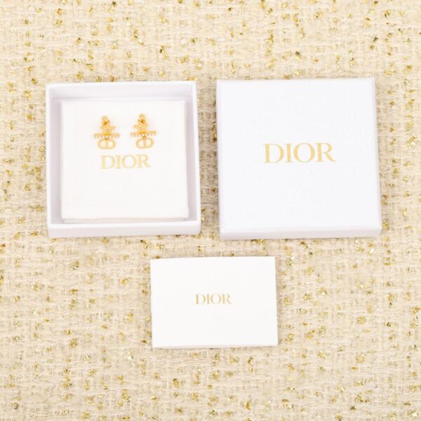 Boutique / 【Boucles d'oreilles CD à perles en forme d'étoile en D】(R2C6M)