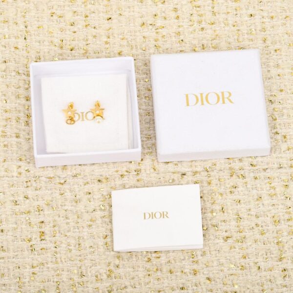 Boutique / 【Boucles d'oreilles asymétriques Dior 25 étoiles à cinq branches】(DLONJ)
