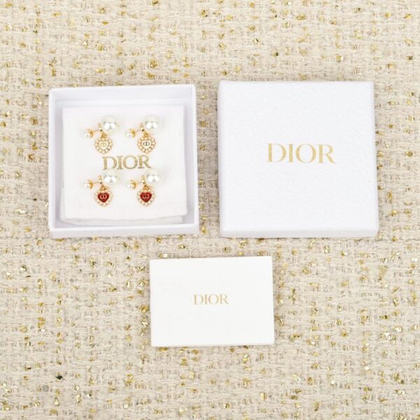 Boutique / 【Boucles d'oreilles Dior mini en forme de cœur à perles】(O7LKB)