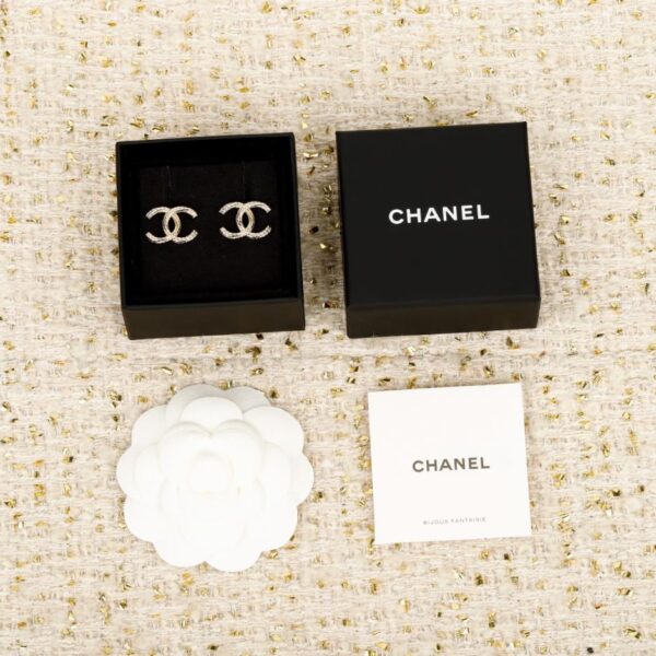 Boutique / 【Boucles d'oreilles Chanel Twisted Double C】(ONBL4)