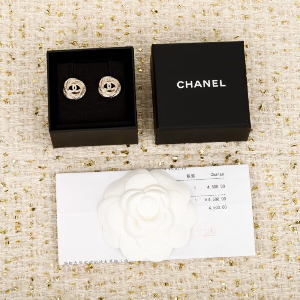 Boutique / 【Boucles d'oreilles Chanel rondes à double C】(7CLFV)