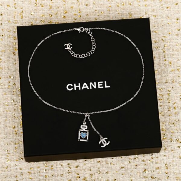 Boutique / 【Collier Flacon de Parfum Chanel Cœur Bleu】(K30T6)