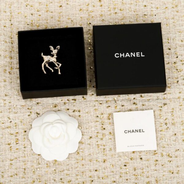 Boutique / 【Broche cerf Chanel】(J8HD2)
