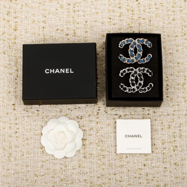 Boutique / 【Broche Chanel en denim à chaîne】25 (3I0W2)