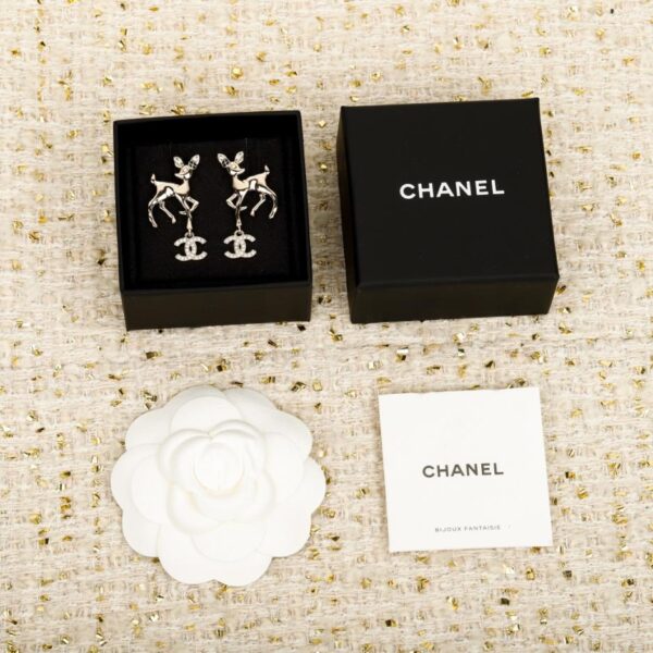 Boutique / 【Boucles d'oreilles Chanel Cerf】(O3XDW)