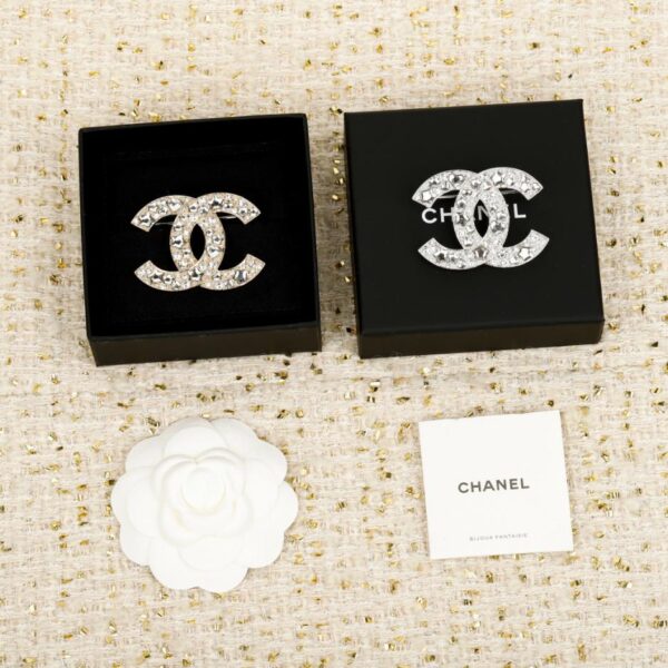 Boutique / 【Broche Chanel Cœur et Étoile Diamant Double C】(WJJLR)
