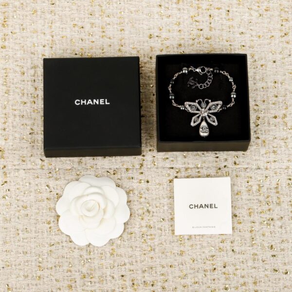 Boutique / 【Bracelet Chanel ajouré papillon en forme de larme avec perles】(9465L)