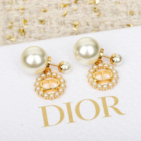 Boucles d'oreilles Dior CD Pearl (M56O7)