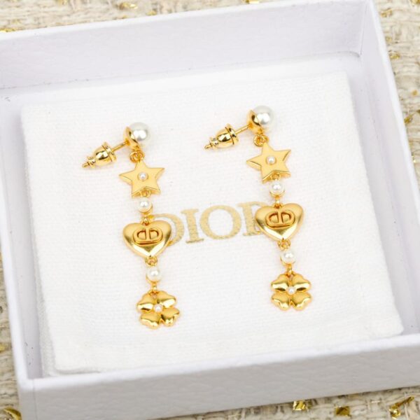 Boucles d'oreilles Dior Pearl Star en forme de cœur de trèfle à quatre feuilles (N9BF2)