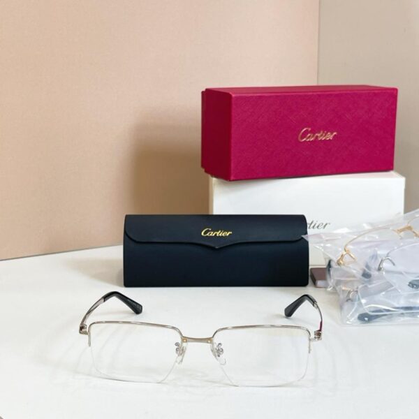 Monture de lunettes Cartier semi-cerclée, compatible avec des verres correcteurs, MODÈLE CT0554O (RVVC51)