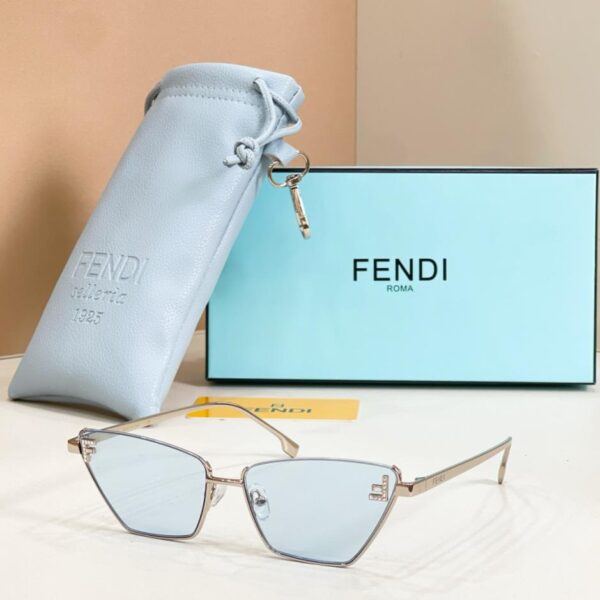 Lunettes FENDI MODÈLE FE 4104 (63G6WV)